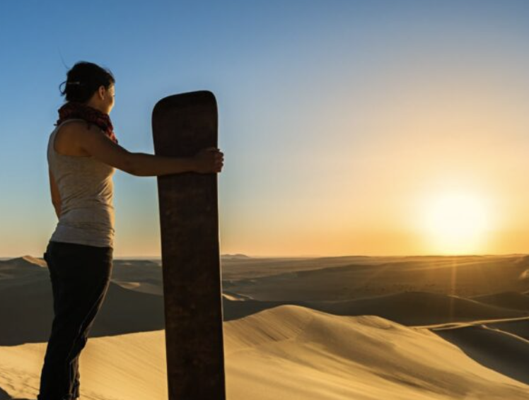 Sunrise Experience in Merzouga with Sandboarding